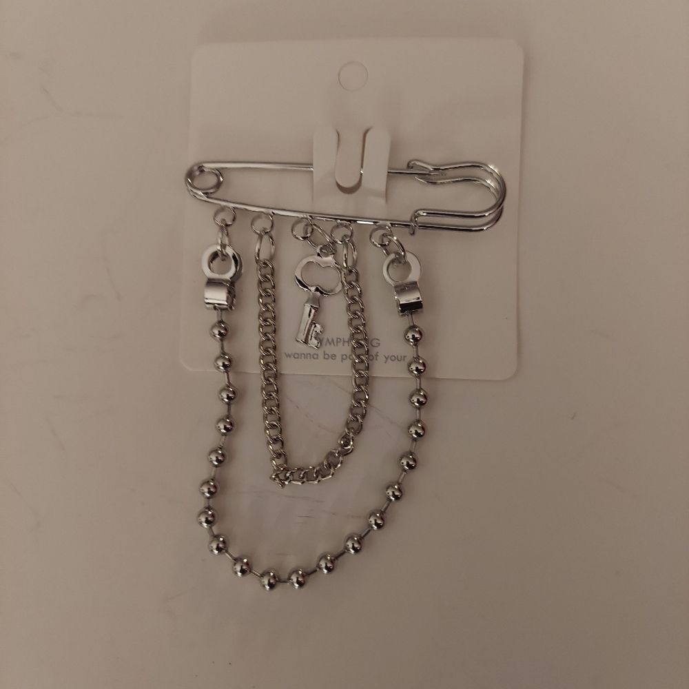 Chain Brooch Pin - Picture 3 of 8